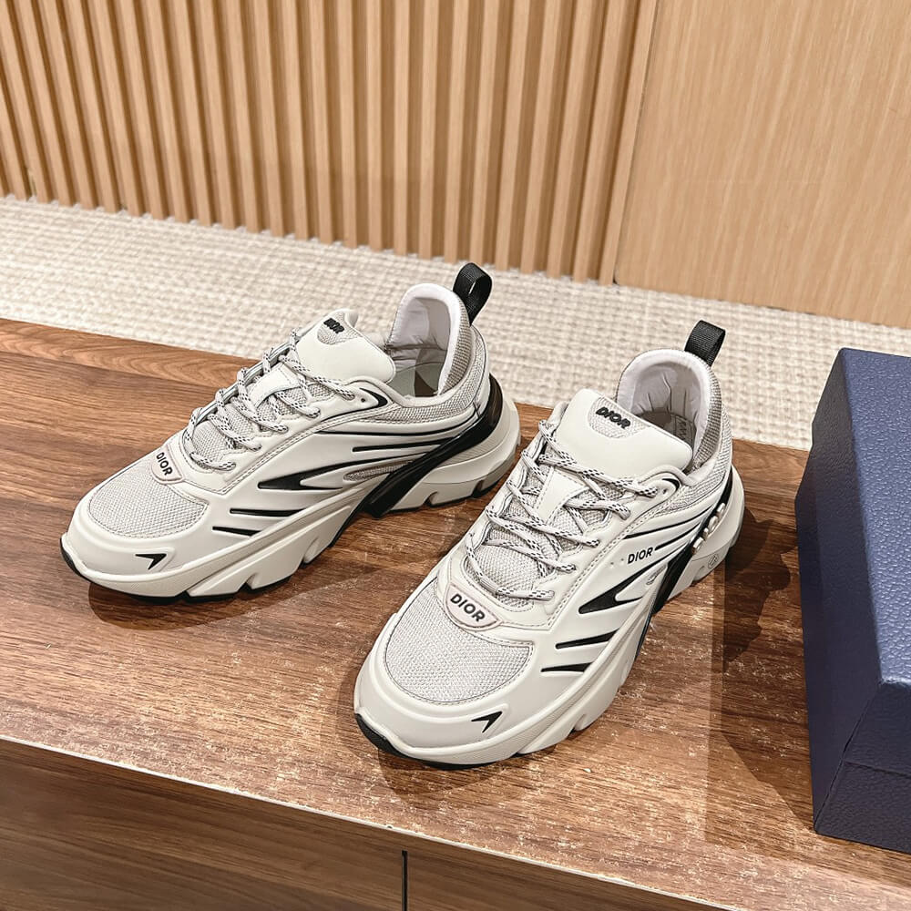 D10r B44 Blade Sneaker
