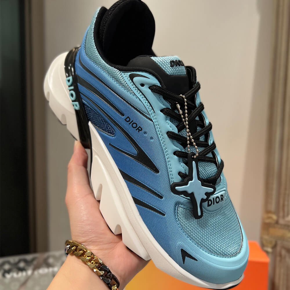 D10r  B44 Blade Sneaker