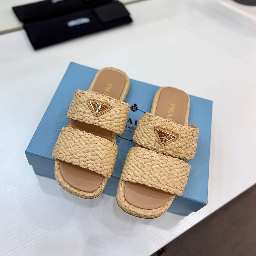 Pra*a Raffia slides
