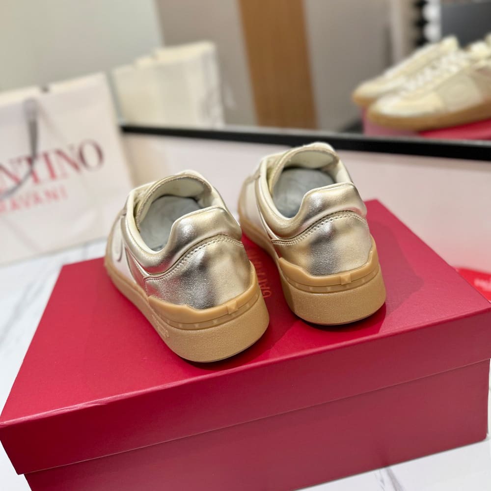 Va1e*ntin0 Women’s UPVILLAGE calfskin sneakers