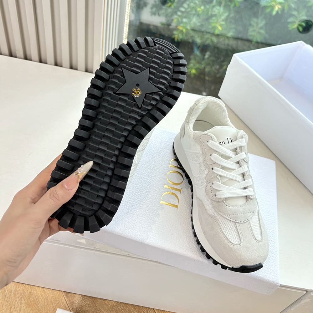 C’est D10r Sneaker