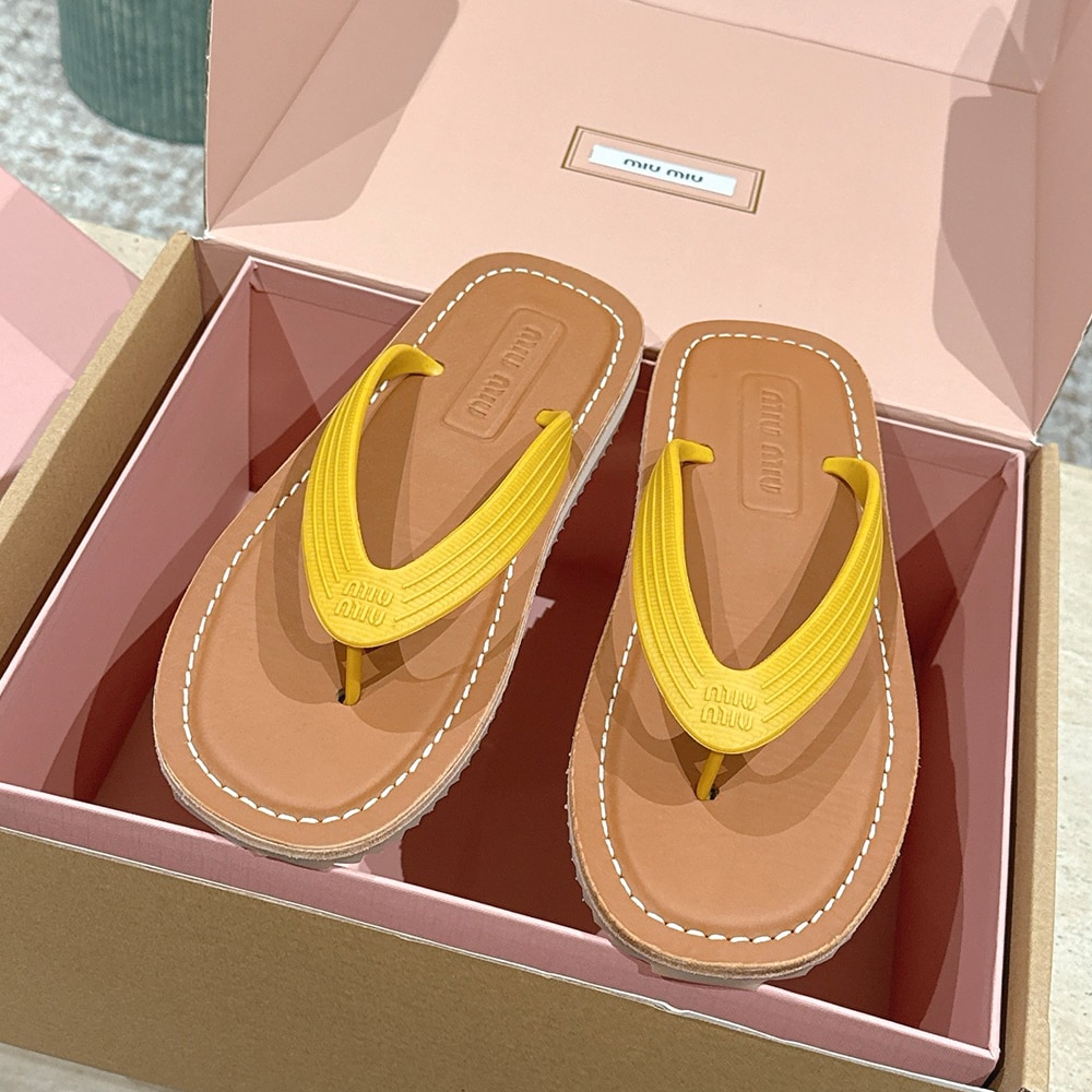 M1um1u Thong sandals (EU SIZE 35-40)