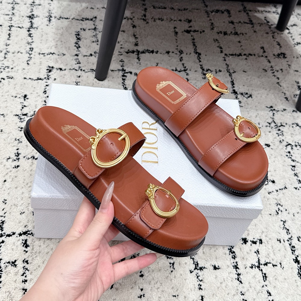 D10r Medaillon Buckle Slide (EU SIZE 35-42)