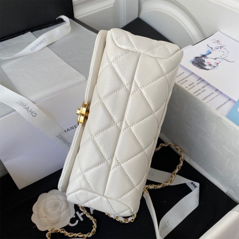 SMALL CLASSIC HANDBAG