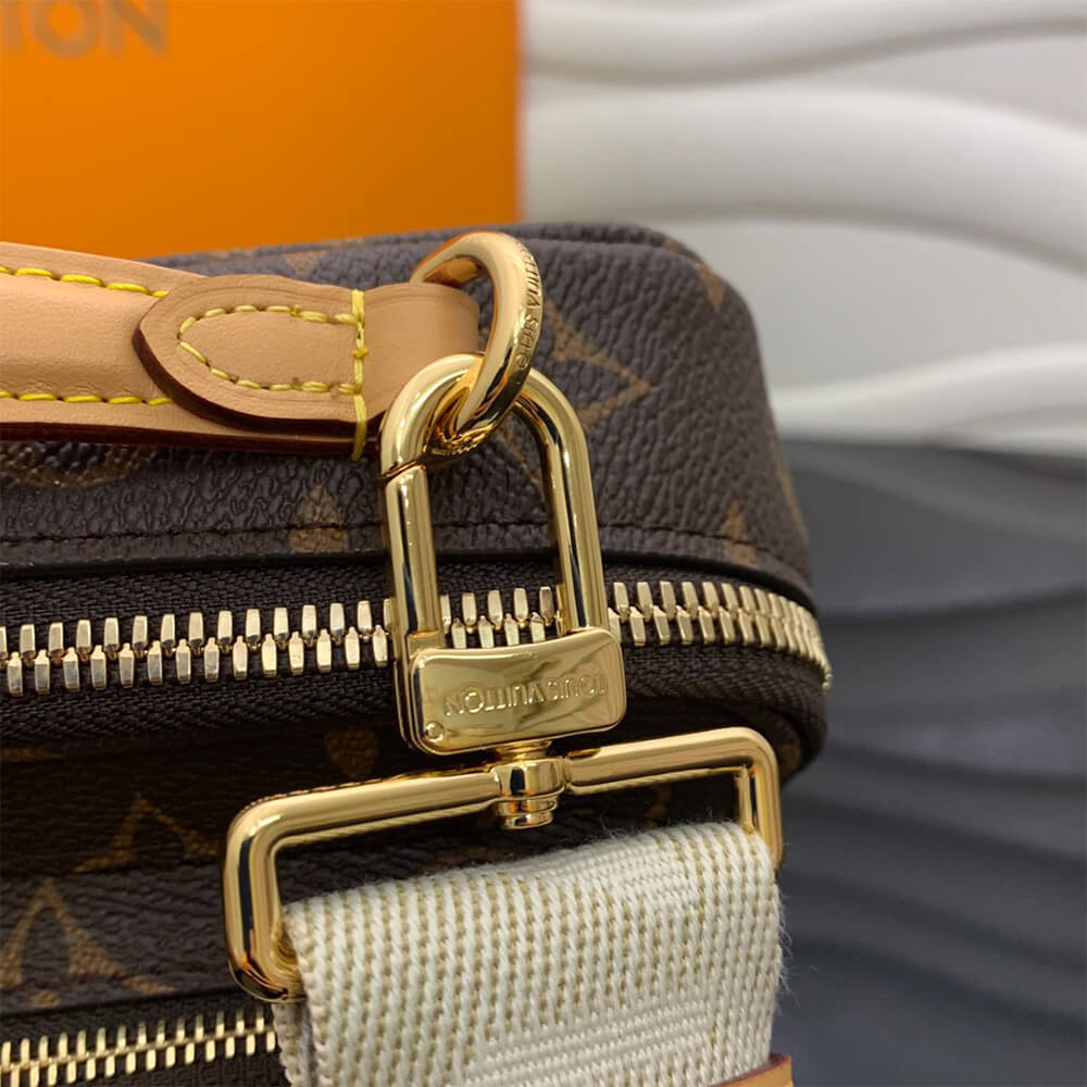 UTILITY CROSSBODY BAG