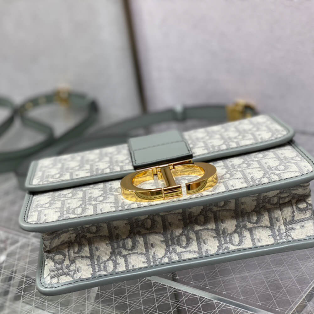 30 MONTAIGNE BAG