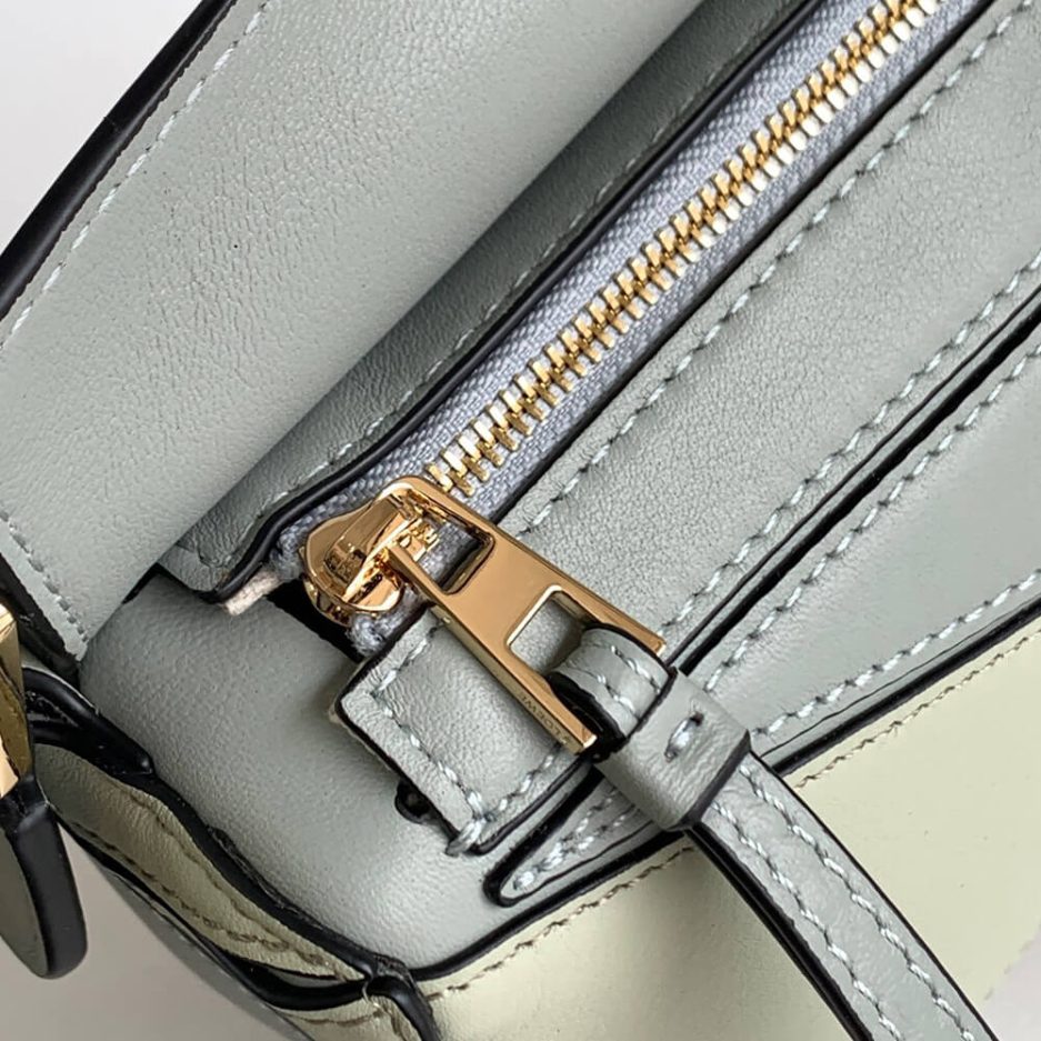 L0ew* Mini Puzzle bag