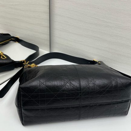 Large D10r Voyage bag